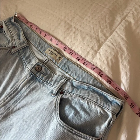 Abercrombie & Fitch The Wide Leg High Rise 32/14 short Sky Blue Wide Leg Jeans - Picture 3 of 7